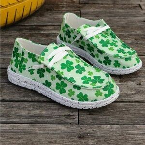 🍀 Lucky Clover Lightweight Casual Shoes